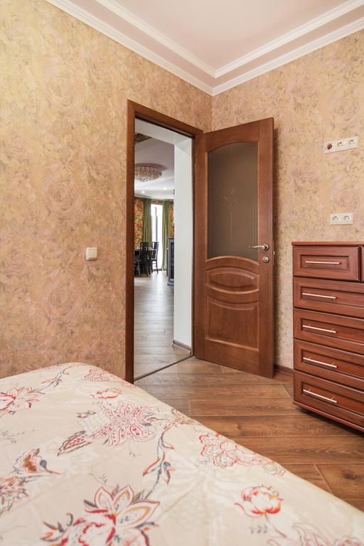Best Apartments On Deribasovskoy Одеса Екстериор снимка