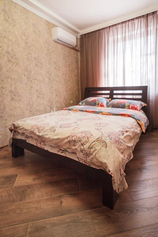 Best Apartments On Deribasovskoy Одеса Екстериор снимка