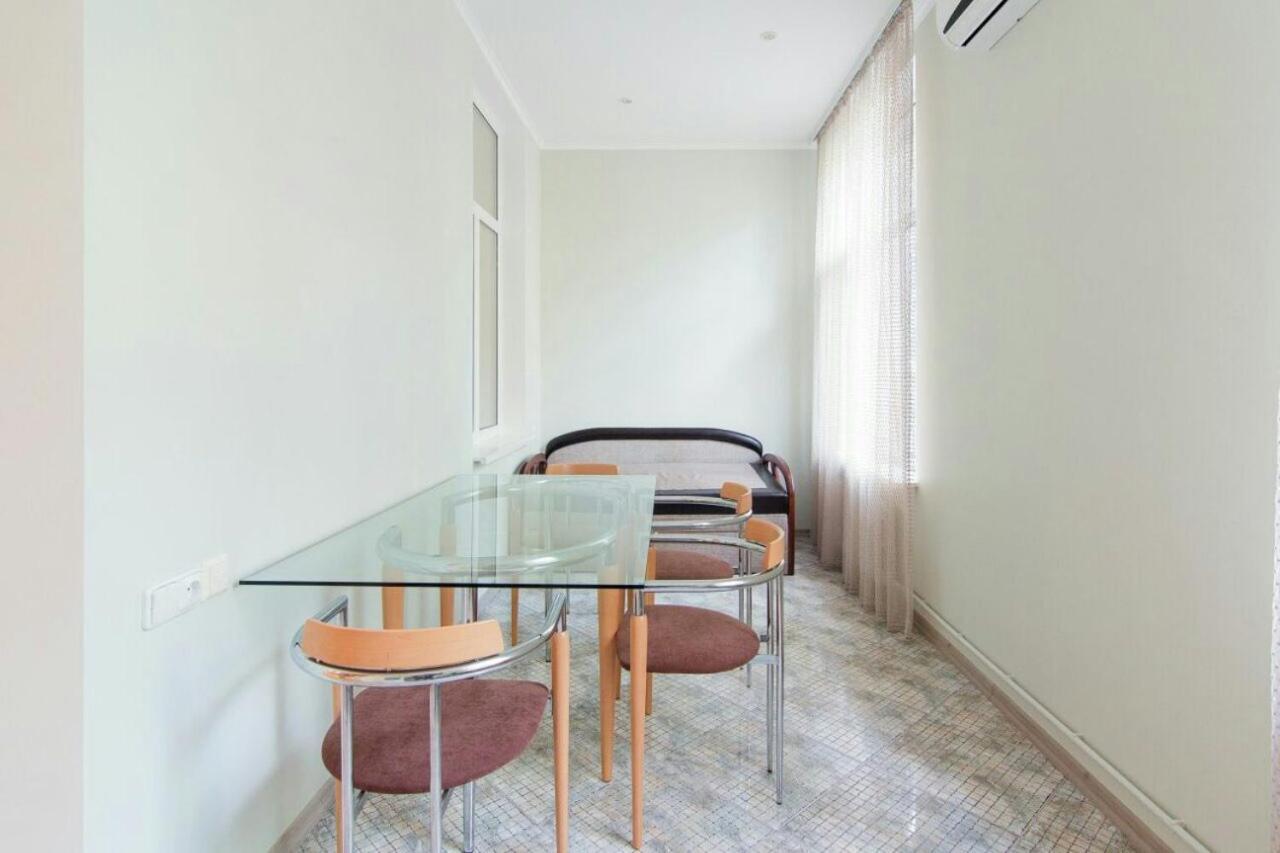 Best Apartments On Deribasovskoy Одеса Стая снимка